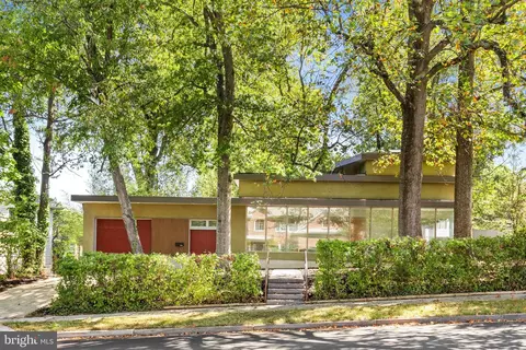 205 Mannakee St, Rockville, MD 20850