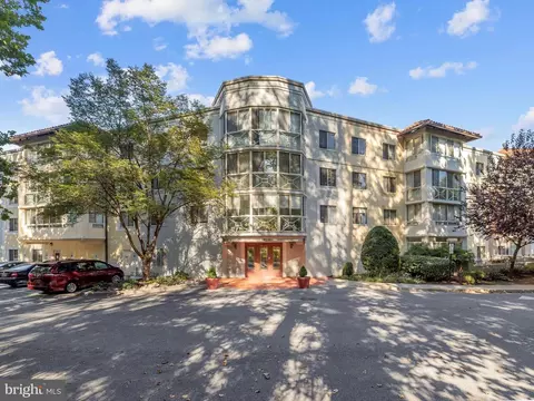 14809 Pennfield Cir #406, Silver Spring, MD 20906