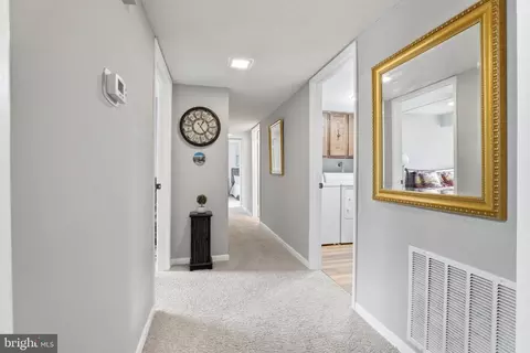 Entry Way - 15300 Beaverbrook Ct #88-2E, Silver Spring, MD 20906 photo 2 of 6