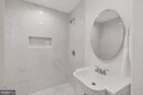 637 Northwood Ter, Silver Spring, MD 20902 photo 16