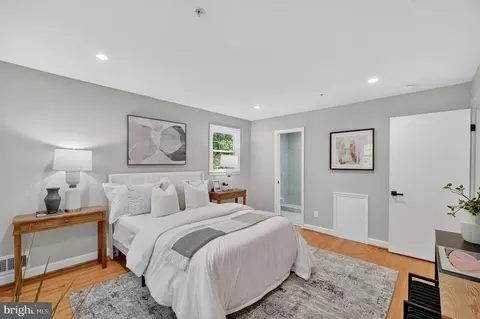 637 Northwood Ter, Silver Spring, MD 20902 photo 14