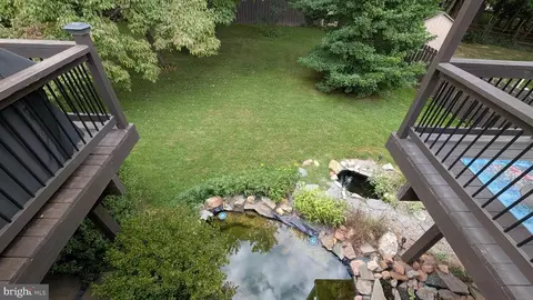 Exterior - 621 Piping Rock Dr, Silver Spring, MD 20905 photo 5 of 18