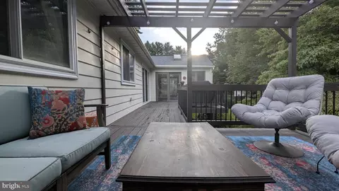 Exterior - 621 Piping Rock Dr, Silver Spring, MD 20905 photo 13 of 18