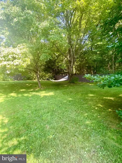 Exterior - 621 Piping Rock Dr, Silver Spring, MD 20905 photo 16 of 18