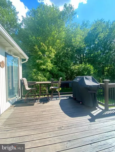 Exterior - 621 Piping Rock Dr, Silver Spring, MD 20905 photo 14 of 18
