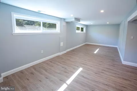 Living - 2652 Cory Ter, Silver Spring, MD 20902 photo 4 of 4