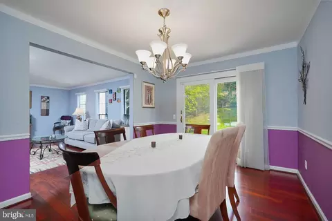 Dining - 2312 Nees Ln, Silver Spring, MD 20905 photo 2 of 3