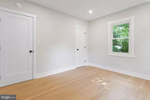 Bedroom - 3 Knox Pl, Silver Spring, MD 20901 photo 2 of 4