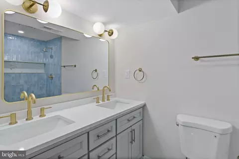 Bath - 3 Knox Pl, Silver Spring, MD 20901 photo 3 of 3