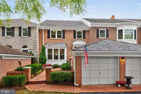 9412 Turnberry Dr, Potomac, MD 20854
