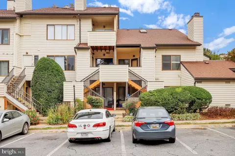 9720 Hellingly Pl #208, Montgomery Village, MD 20886