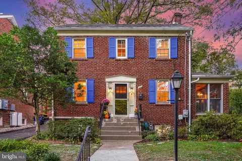 1112 Lancaster Rd, Takoma Park, MD 20912