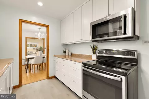 1102 Dale Dr, Silver Spring, MD 20910 photo 25