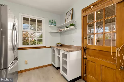 1102 Dale Dr, Silver Spring, MD 20910 photo 22