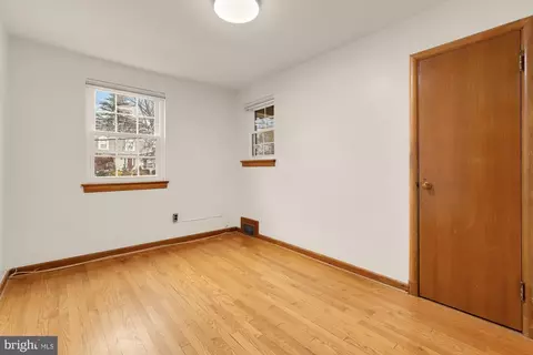 1102 Dale Dr, Silver Spring, MD 20910 photo 27