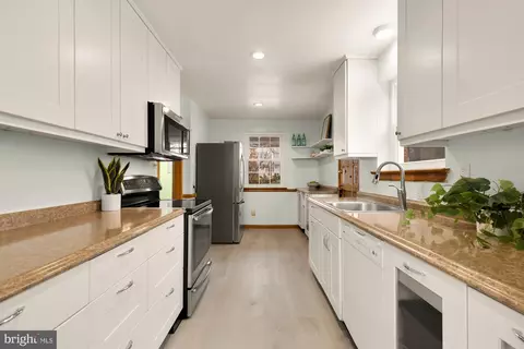 1102 Dale Dr, Silver Spring, MD 20910 photo 20