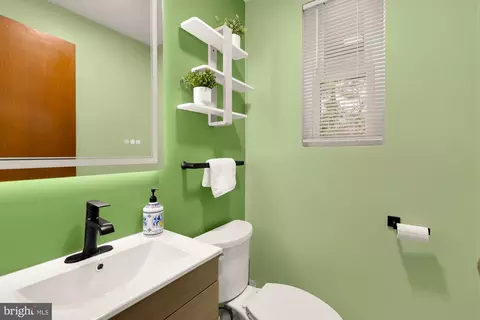 1102 Dale Dr, Silver Spring, MD 20910 photo 26