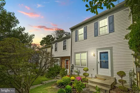 7507 Elioak Ter, Gaithersburg, MD 20879