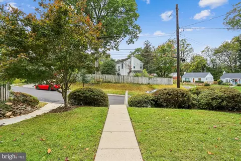 Exterior - 11515 Lund Pl, Silver Spring, MD 20902 photo 3 of 13