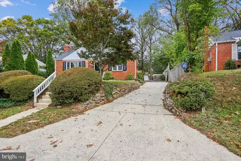 Exterior - 11515 Lund Pl, Silver Spring, MD 20902 photo 8 of 13