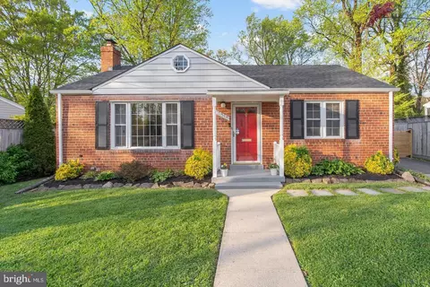 11515 Lund Pl, Silver Spring, MD 20902