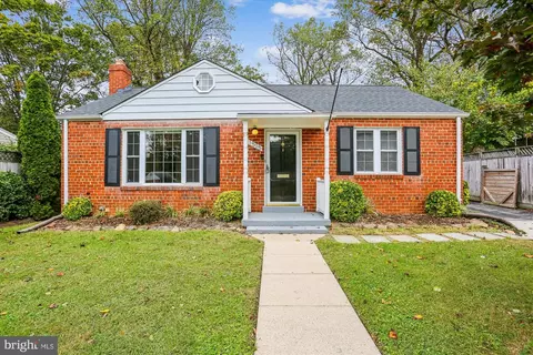 11515 Lund Pl, Silver Spring, MD 20902