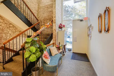 Entry Way - 3314 Chiswick Ct #62-1G, Silver Spring, MD 20906 photo 1 of 2