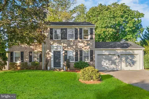 18324 Darnell Dr, Olney, MD 20832