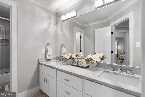 Bath - 3 Jaystone Ct, Silver Spring, MD 20905 photo 3 of 7