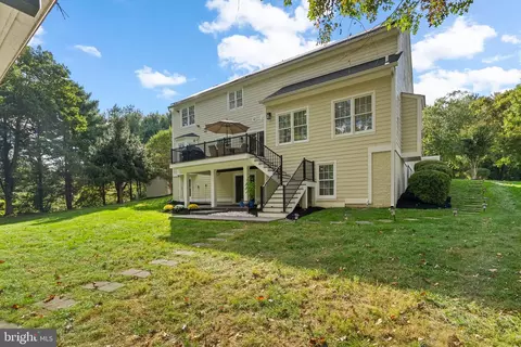 Exterior - 3 Jaystone Ct, Silver Spring, MD 20905 photo 6 of 10