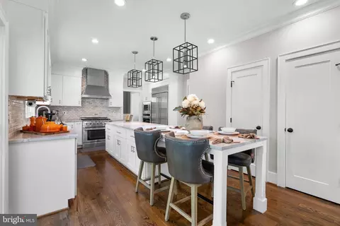 Kitchen - 3 Jaystone Ct, Silver Spring, MD 20905 photo 2 of 5