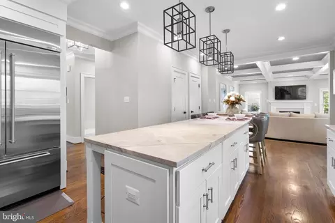 Kitchen - 3 Jaystone Ct, Silver Spring, MD 20905 photo 3 of 5