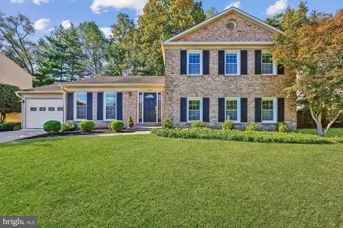 11452 Beechgrove Ln, Potomac, MD 20854