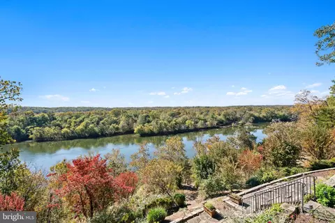View/Area - 11510 Springridge Rd, Potomac, MD 20854 photo 2 of 3