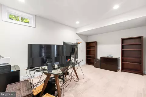 18709 Ashbourne Pl, Olney, MD 20832 photo 35