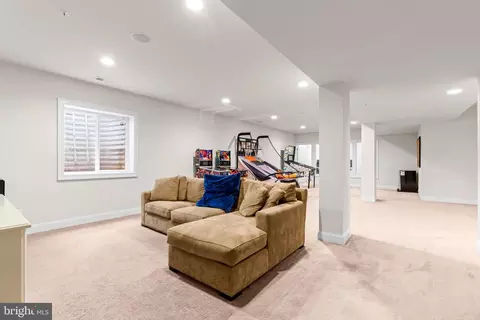 18709 Ashbourne Pl, Olney, MD 20832 photo 30
