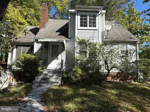 6603 Gude Ave, Takoma Park, MD 20912