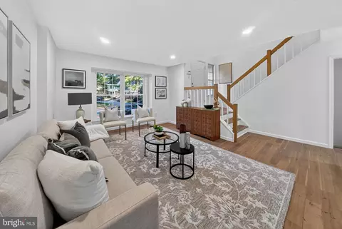 7 Casino Ct, Silver Spring, MD 20906 photo 3