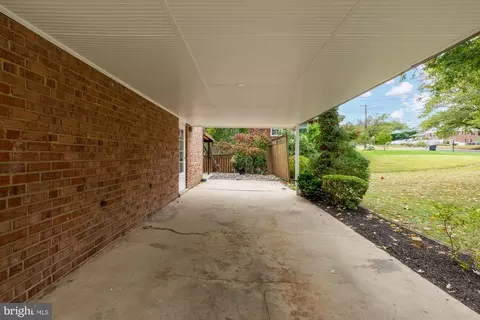 Exterior - 3173 Castleleigh Rd, Silver Spring, MD 20904 photo 6 of 12