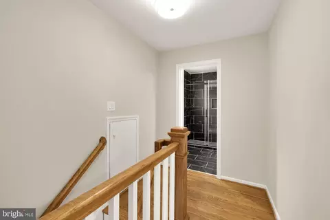 Entry Way - 3173 Castleleigh Rd, Silver Spring, MD 20904 photo 3 of 6
