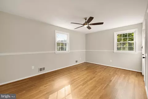 Bedroom - 3173 Castleleigh Rd, Silver Spring, MD 20904 photo 4 of 7