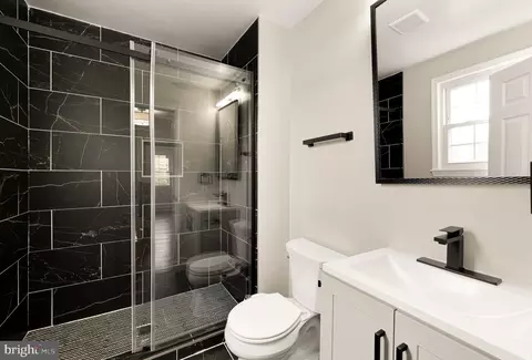 Bath - 3173 Castleleigh Rd, Silver Spring, MD 20904 photo 3 of 5