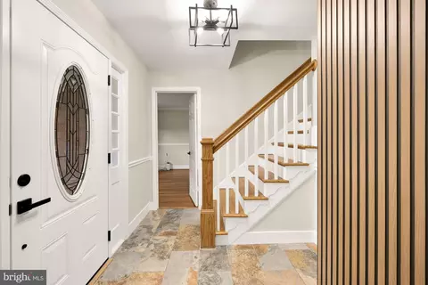Entry Way - 3173 Castleleigh Rd, Silver Spring, MD 20904 photo 2 of 6