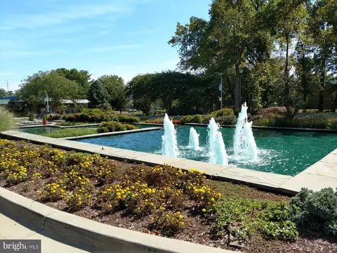 15101 Interlachen Dr #1-823, Silver Spring, MD 20906 photo 27