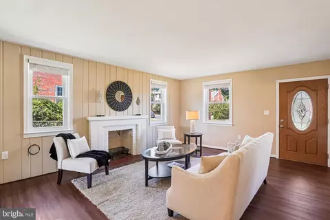 206 Timberwood Ave, Silver Spring, MD 20901 photo 1