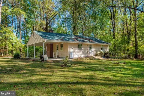 16212 Old Orchard Rd, Silver Spring, MD 20905 photo 4