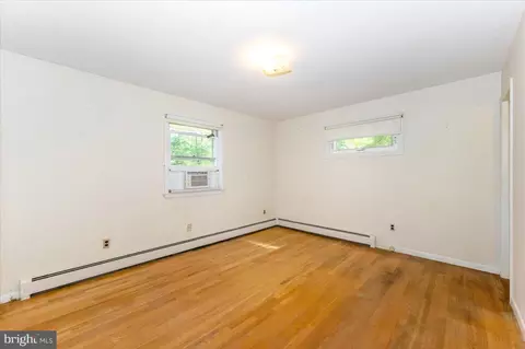 16212 Old Orchard Rd, Silver Spring, MD 20905 photo 29