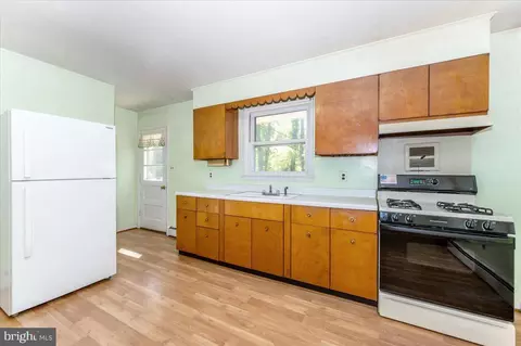 16212 Old Orchard Rd, Silver Spring, MD 20905 photo 26
