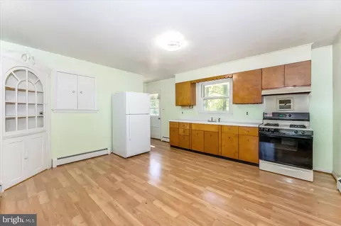 16212 Old Orchard Rd, Silver Spring, MD 20905 photo 23