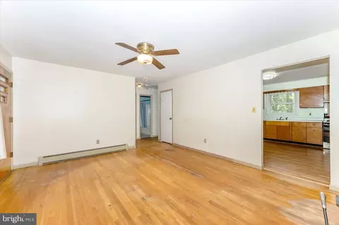 16212 Old Orchard Rd, Silver Spring, MD 20905 photo 20